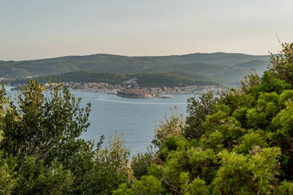 Korcula by på sommersolnedgang, Korcula ø, Dalmatien, Kroatien - Stock-foto