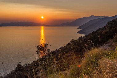 Dingac Borak güzel gün batımı, Dalmaçya, Hırvatistan, Peljesac pe