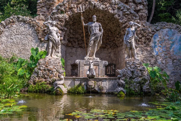 Trsteno Arboretum'daki Neptün Çeşmesi, Dubrovnik, Dalmaçya, Croa - Stok İmaj