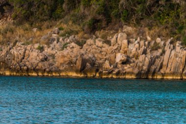 Gün batımında Divna Plajı, Peljesac yarımadası, Dalmaçya, Hırvatistan