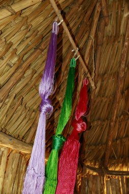 Çok renkli hamak satış için hazır