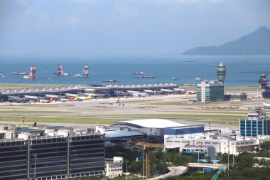 Hong Kong - 2 Ekim 2017: Hong Kong Uluslararası Havaalanı üzerinde 2 Ekim 2017 Hong Kong, Çin. 