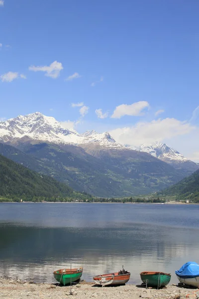 Landskap Vid Sjön Poschiavo Längs Bernina Pass Schweiz — Stockfoto