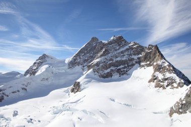 Jungfrajoch, İsviçre'nin karlı tepe