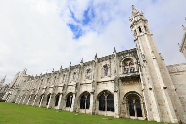 Güzel Jernimos Manastırı, Lizbon 'un ortaçağ simgesi.
