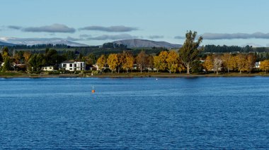 Te Anau göle sonbahar southisland, Yeni Zelanda.