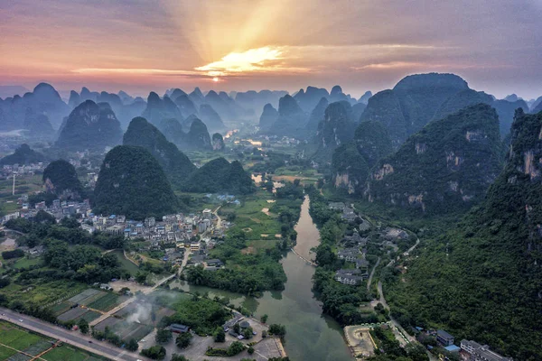 Den Vackra Yulong River Yangshuo County Guilin Guangxi Kina — Stockfoto