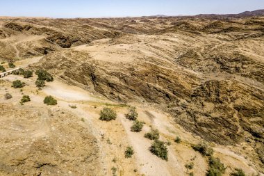 Namibya dağ Kuiseb Nehri yakınında kayalar.