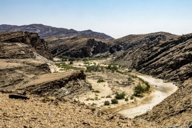 Kuiseb River rock dağ Namibya ulusal yol C14 yakınındaki.