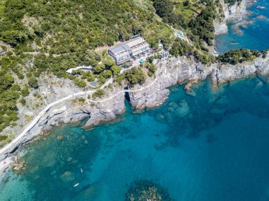 Bir Monterosso al mare
