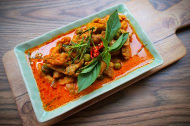 Panang domuz eti, domuz eti ve Hindistan cevizi sütü köri Yapıştır. Tayland Gıda