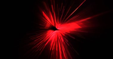 Fütürist mercek patlaması. Parlayan parçacıkları ve çizgileri olan ışık patlaması yıldızı. Güzel soyut ışın arkaplanı.