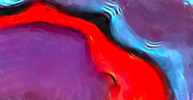 Soyut arkaplanda pürüzlü fırça darbeleri. Fırça boyası. Renkli boya darbeleri. Eşsiz duvar sanatı. Tuvaldeki modern sanat. Renkli çağdaş sanat eserleri. 