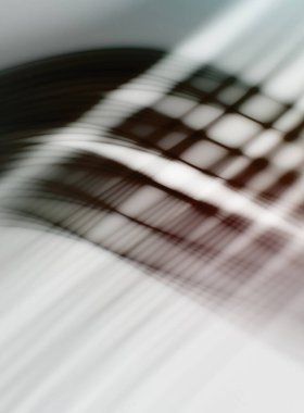 Soyut, enerjik bir arkaplan. Renkli, dalgalı duvar kâğıdı. Grafik çizimi. Üst üste gelen yumuşak dalgalı çizgiler.