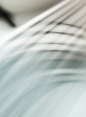 Soyut, enerjik bir arkaplan. Renkli, dalgalı duvar kâğıdı. Grafik çizimi. Üst üste gelen yumuşak dalgalı çizgiler.