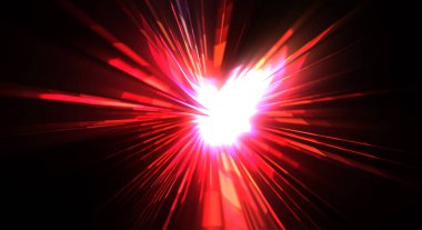 Fütürist mercek patlaması. Parlayan parçacıkları ve çizgileri olan ışık patlaması yıldızı. Güzel soyut ışın arkaplanı.