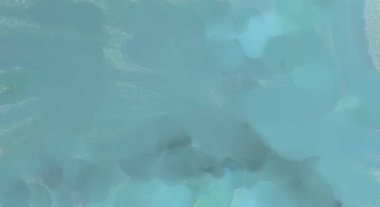 Yumuşak suluboya duvar kağıdı. Hafifçe fırçalanmış renkleri olan sanatsal bir resim. Pastel renkler arkaplana dokunmuş. Soyut duvar sanatı..