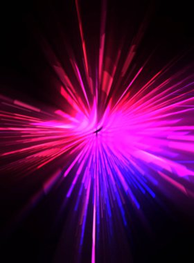 Fütürist mercek patlaması. Parlayan parçacıkları ve çizgileri olan ışık patlaması yıldızı. Güzel soyut ışın arkaplanı.