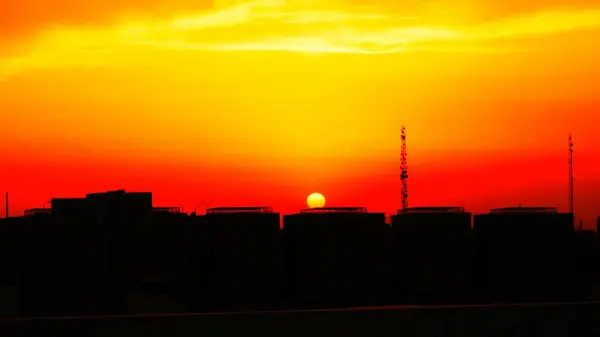 Pôr Sol Noite Céu Bonito Nuvens Céu — Fotografia de Stock