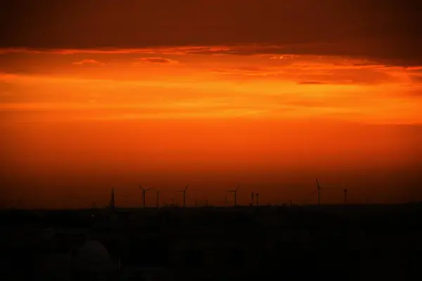 Puesta Sol Noche Hermoso Cielo Nubes Cielo —  Fotos de Stock