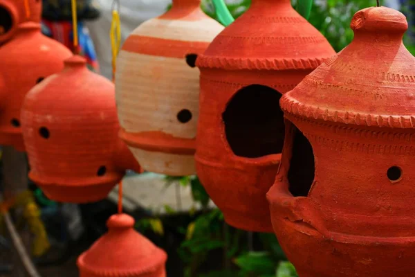 Rzemiosło Clay Natural Nest House Dla Robin Innych Ptaków Ogrodowych — Zdjęcie stockowe
