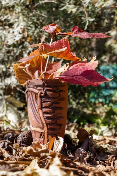 Still Life Autumn Leaves Ceramic Vase — Stock Photo, Image