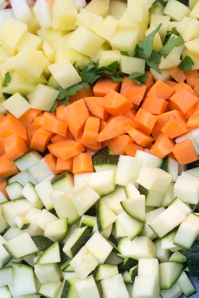 portre renkli doğranmış sebzeler için