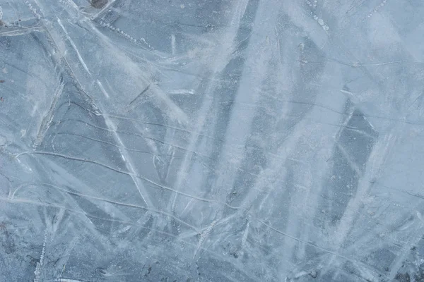 池背景纹理宏上的裂缝冰 — 图库照片