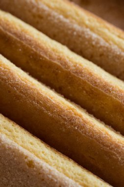 İtalyan savoiardi bisküvi bisküvi tiramisu makro için parmak