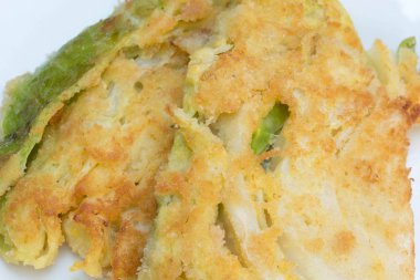 ekmekli kızarmış lahana yaprakları 