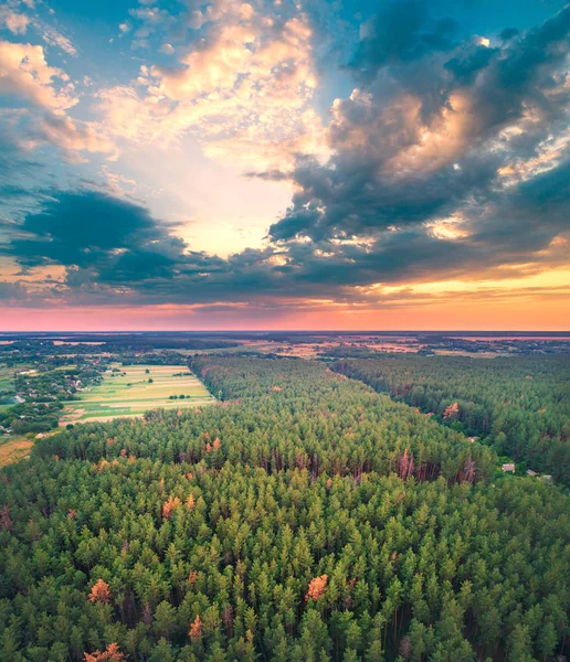 Drohnenaufnahme Der Landschaft Ländliche Landschaft Mit Wunderschönem Bewölkten Himmel Bei — Stockfoto