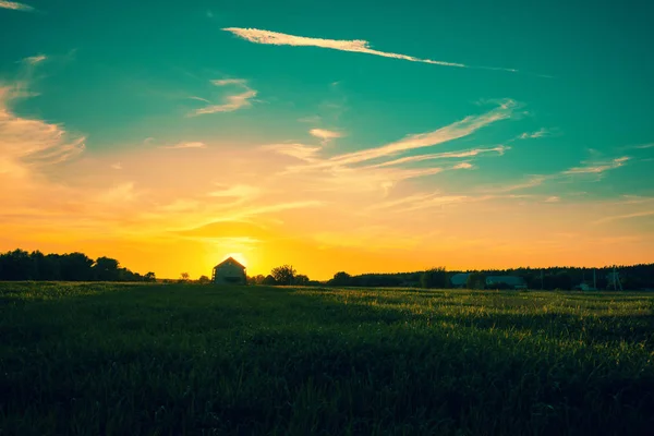 Paysage Rural Soirée Coucher Soleil Silhouette Village Contre Beau Gradient — Photo