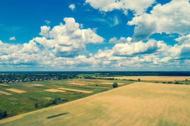 Kırsal ve sürülebilir alanlarının havadan görünümü