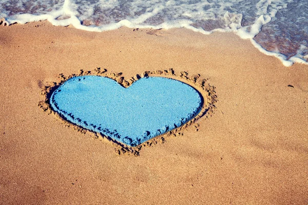 Επιγραφή Καρδιά Στην Αμμουδιά — Φωτογραφία Αρχείου