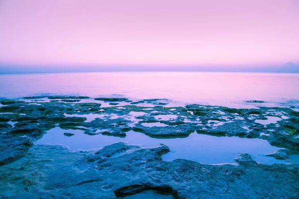 Rotsachtige Kust Voor Zonsopgang Vroeg Ochtend Wildernis Prachtige Natuur Sereniteit — Stockfoto