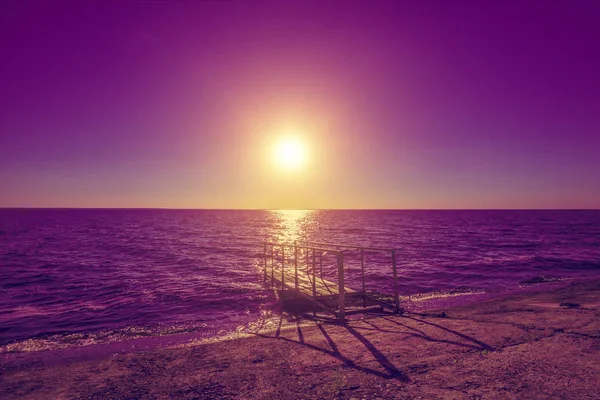 海洋風景 海に沈む夕日 — ストック写真