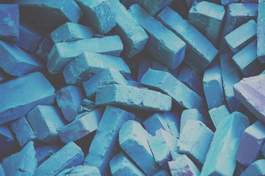 Tuğla inşaat arka plan yığını. Tonda mavi