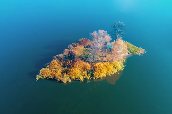 Вид Повітря Маленький Острів Озері Восени — стокове фото