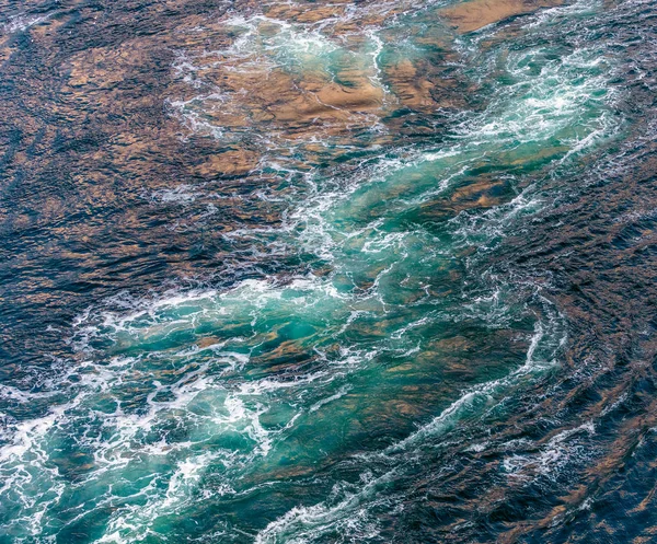 山河上的漩涡 — 图库照片