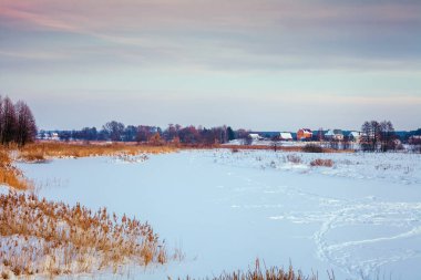 Kırsal kış manzara akşam