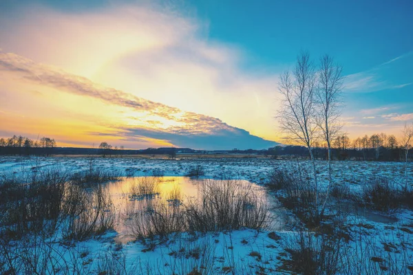 Winter Snowy Scenery Snow Covered Field Sunset — Stock Photo, Image