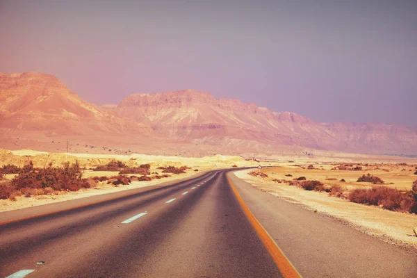 Водіння Автомобіля Пустелі Рано Вранці — стокове фото