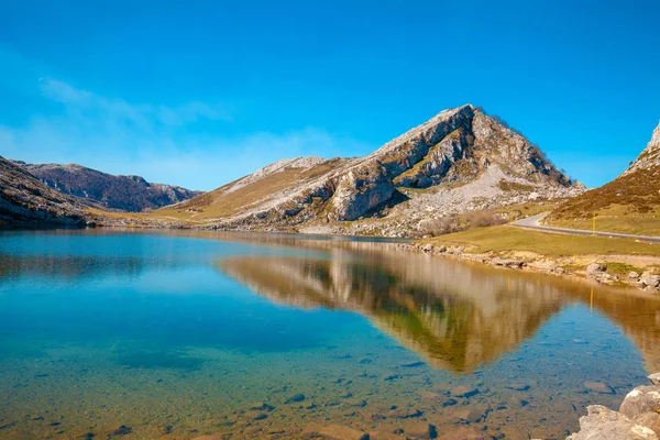 Európa Csúcsai Picos Europa Nemzeti Park Glaciális Enol Asturias Spanyolország — Stock Fotó