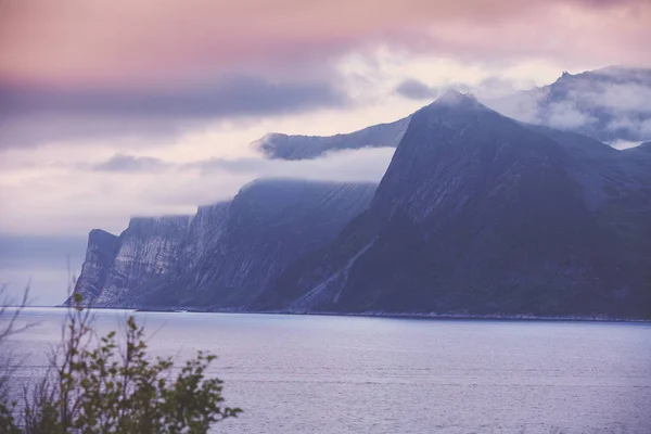 Montanha Paisagem Mar Bela Natureza Noruega Ilhas Lofoten — Fotografia de Stock