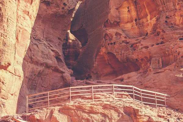 Ein Meilenstein Sandsteinfelsen Timna Park Mit König Salomon Säulen Sandsteinhintergrund — Stockfoto