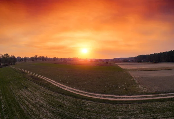 Oranje Zonsondergang Het Platteland Landelijk Landschap Het Vroege Voorjaar Luchtfoto — Stockfoto