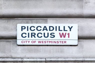 Piccadilly Circus işareti bir duvara London, Büyük Britanya