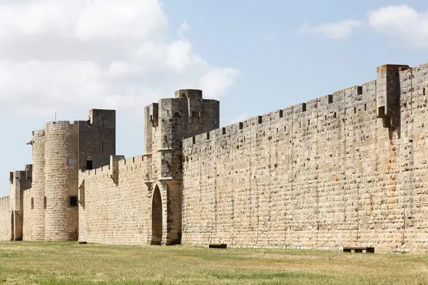 Historische Torens Wallen Stad Van Aigues Mortes Frankrijk — Stockfoto