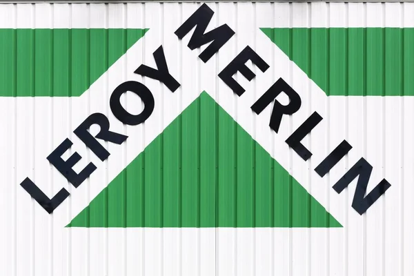 Macon Fransa Ekim 2017 Leroy Merlin Logosu Bir Duvar Leroy — Stok fotoğraf