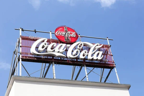 Odense Dänemark August 2018 Coca Cola Logo Auf Einem Gebäude — Stockfoto